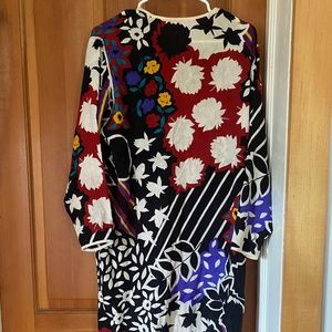 Beautiful Silk Printed Dress, Size 10
